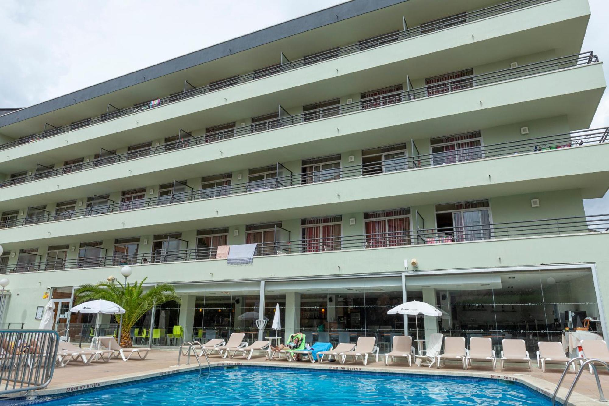 Medplaya Aparthotel Esmeraldas Tossa de Mar Exterior foto